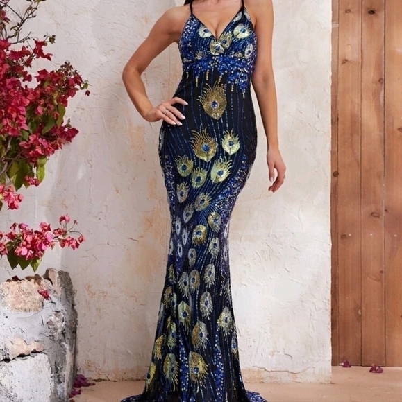 Multicolor Graphic Crisscross Cami Backless Contrast Sequined Mermaid Ma… - Picture 2 of 10